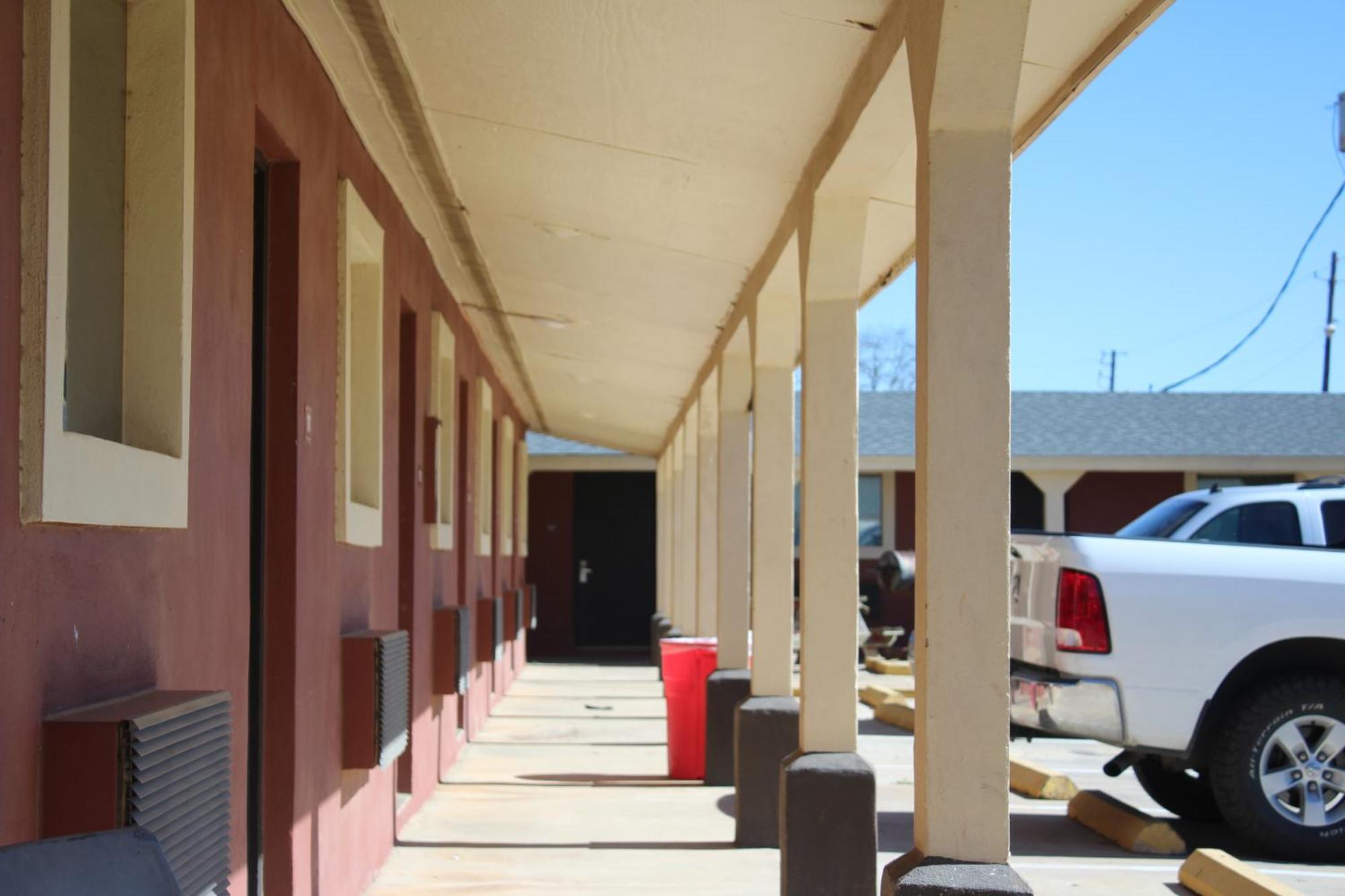 Village Inn Cotulla Luaran gambar