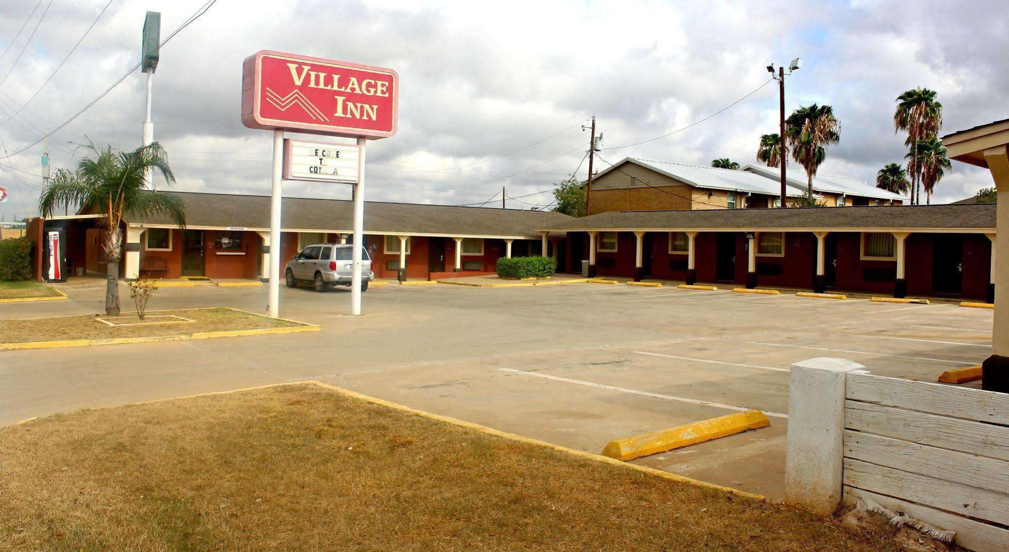 Village Inn Cotulla Luaran gambar